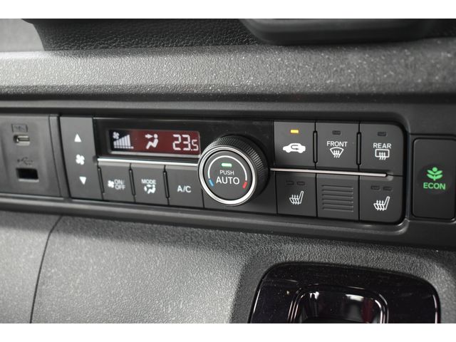 HONDA N BOX CUSTOM 2023