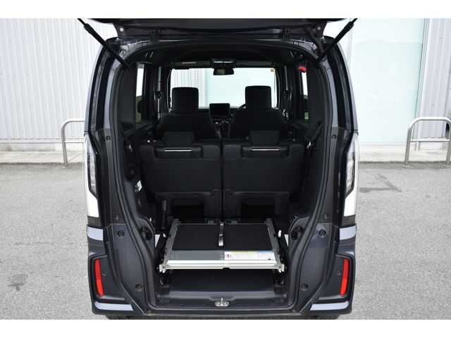 HONDA N BOX CUSTOM 2023