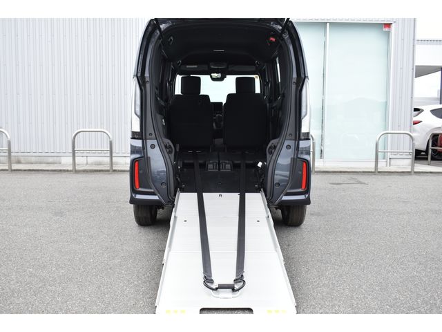 HONDA N BOX CUSTOM 2023