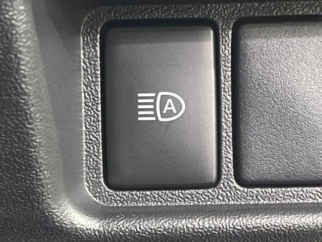 TOYOTA HIACE wagon 4WD 2019