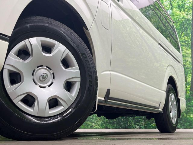 TOYOTA HIACE wagon 4WD 2019