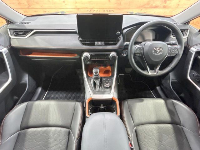 TOYOTA RAV4 4WD 2023