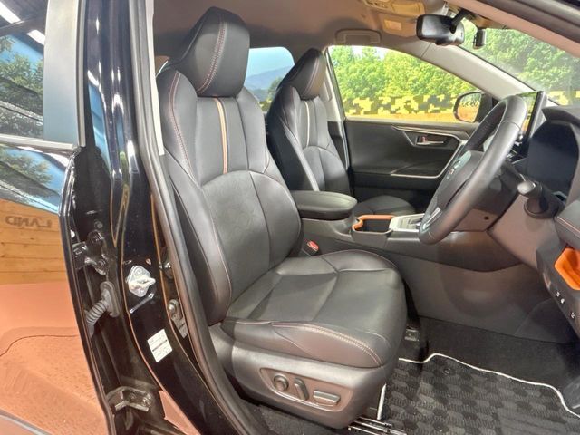 TOYOTA RAV4 4WD 2023