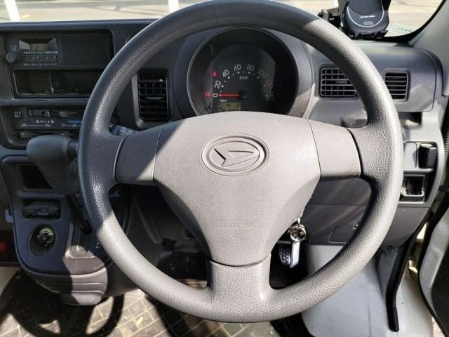 DAIHATSU HIJET CARGO 2014