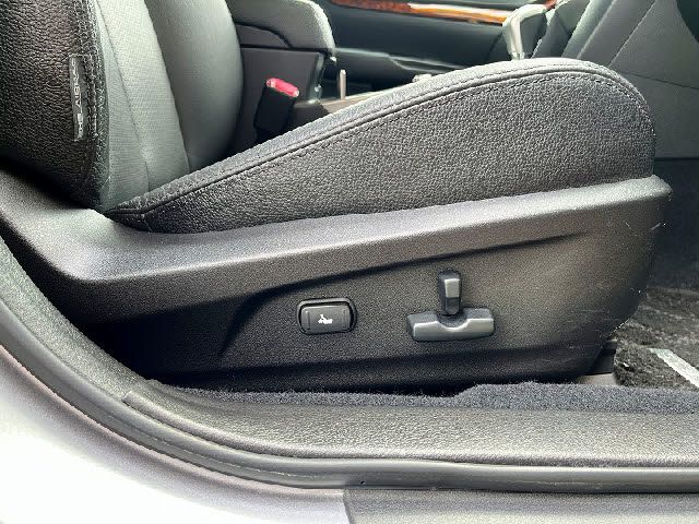 SUBARU LEGACY B4 2011