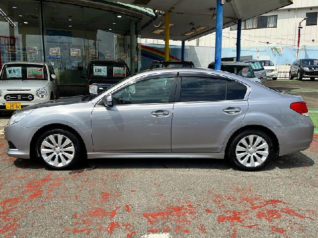 SUBARU LEGACY B4 2011
