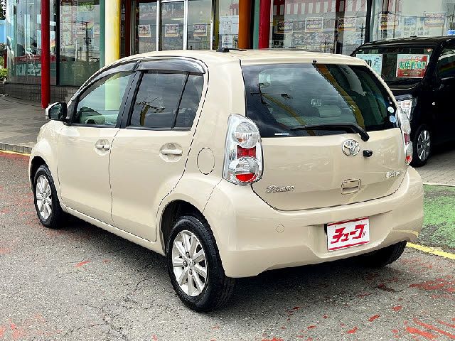 TOYOTA PASSO 2010