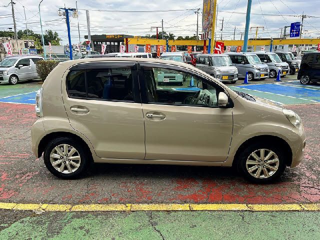 TOYOTA PASSO 2010