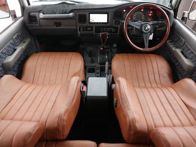 TOYOTA LANDCRUISER PRADO 1995