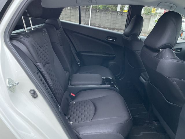 TOYOTA PRIUS PHV 2018