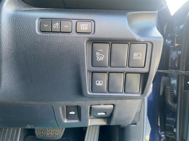 TOYOTA LEXUS IS300h 2018