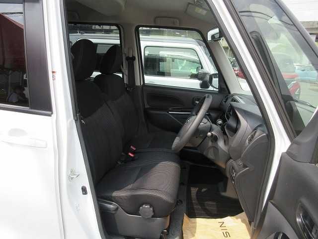 NISSAN DAYZ ROOX 2018