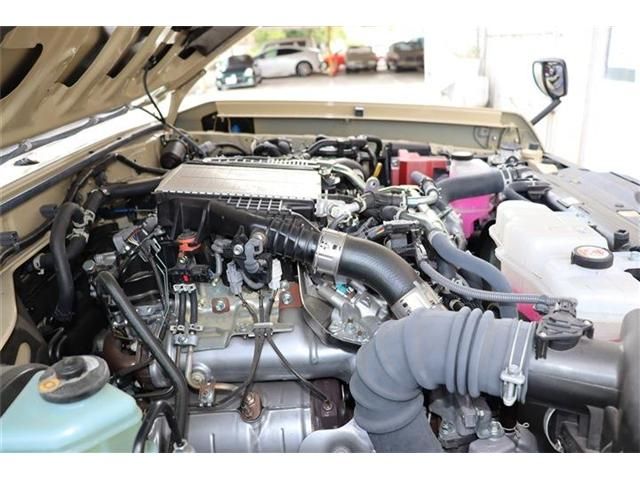 TOYOTA LANDCRUISER 70 2024