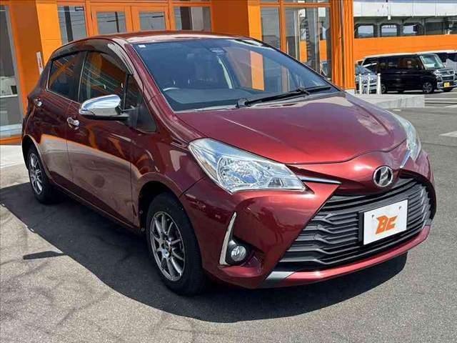 TOYOTA VITZ 2017