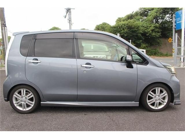 DAIHATSU MOVE CUSTOM 2013