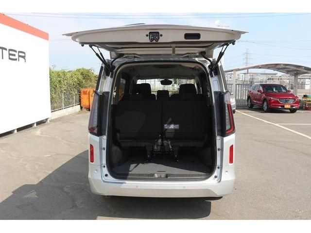 NISSAN SERENA  WG 2023