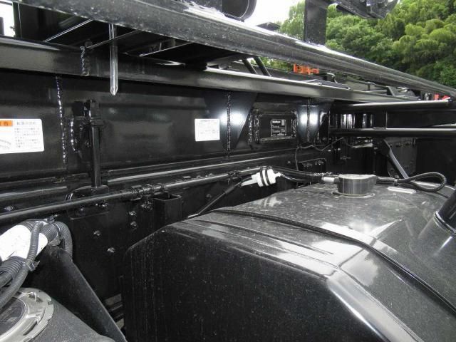 MITSUBISHI FUSOU SUPER GREAT 2025