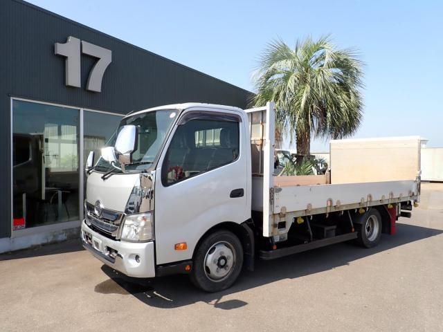 HINO DUTRO 2020