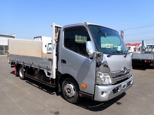 HINO DUTRO 2020