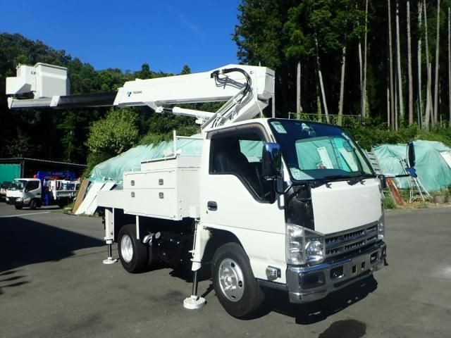 ISUZU ELF 2012