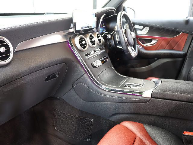 MERCEDES BENZ MERCEDES AMG GLCclass 2021