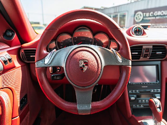 PORSCHE PORSCHE 911 2009