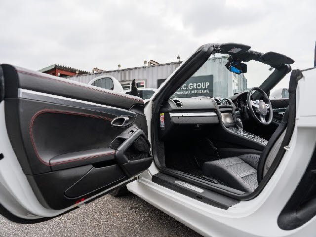 PORSCHE PORSCHE BOXSTER 2012