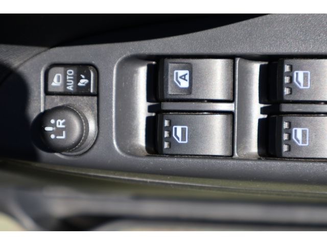 DAIHATSU TANTO 4WD 2018