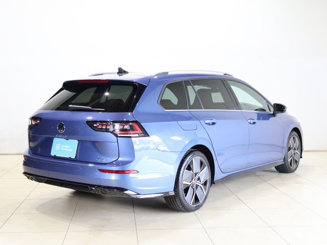 VOLKSWAGEN VOLKSWAGEN GOLF VARIANT 2024