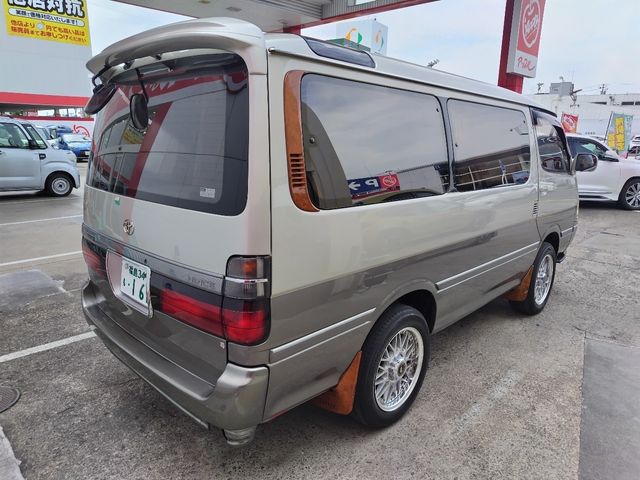 TOYOTA HIACE wagon 4WD 1996