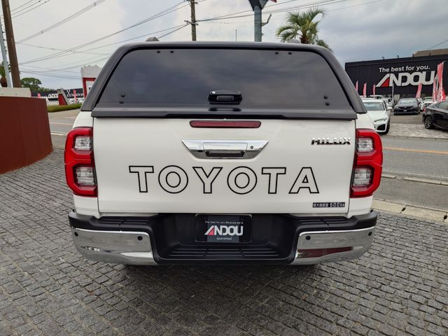 TOYOTA HILUX 4WD 2023