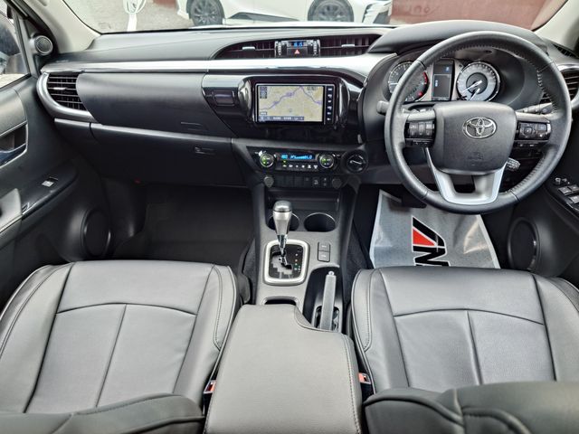 TOYOTA HILUX 4WD 2023