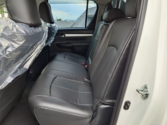 TOYOTA HILUX 4WD 2023