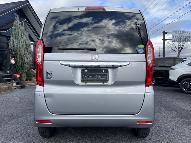 HONDA N BOX 2017