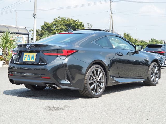 TOYOTA LEXUS RC300h 2020