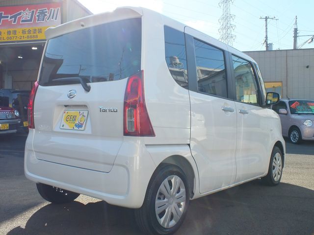 DAIHATSU TANTO 2023