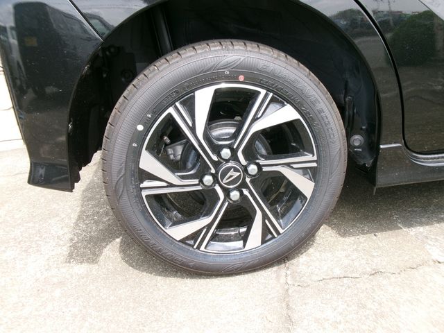 DAIHATSU TANTO CUSTOM 2025