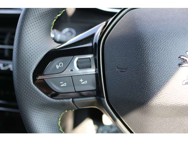 PEUGEOT PEUGEOT e-2008 2025