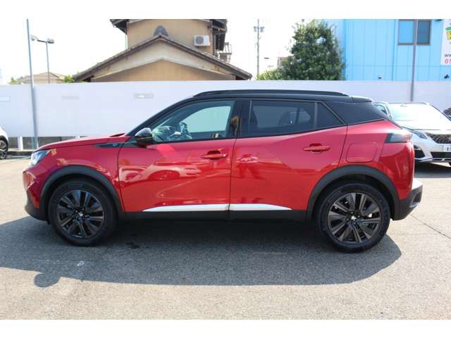 PEUGEOT PEUGEOT e-2008 2025