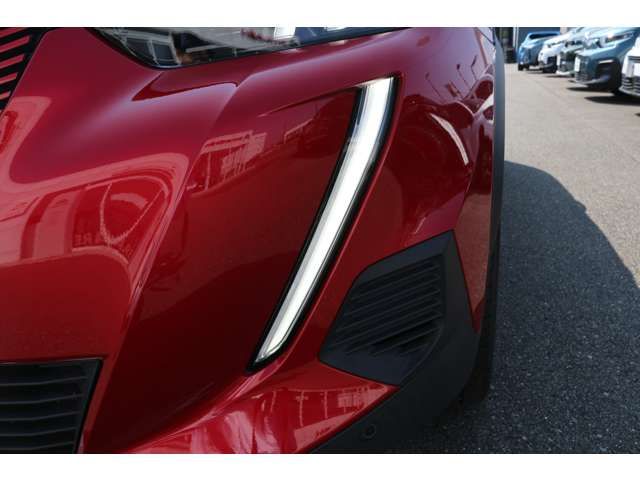 PEUGEOT PEUGEOT e-2008 2025