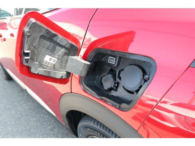 PEUGEOT PEUGEOT e-2008 2025