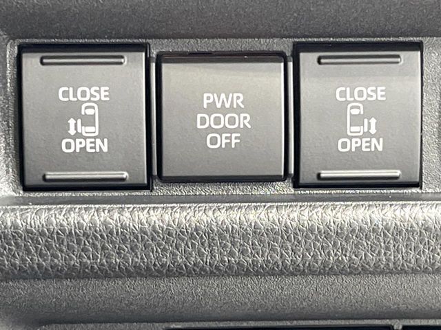 TOYOTA SIENTA HYBRID 2024