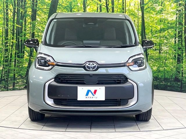 TOYOTA SIENTA HYBRID 2024