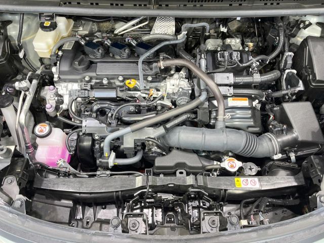 TOYOTA SIENTA HYBRID 2024