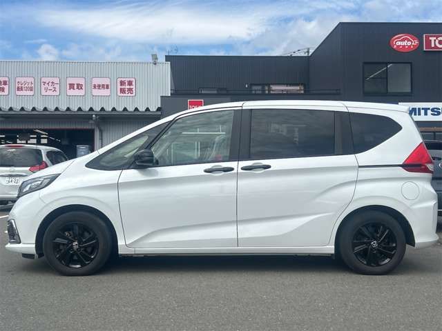 HONDA FREED HYBRID 2023