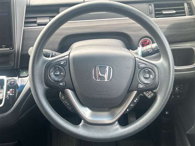 HONDA FREED HYBRID 2023