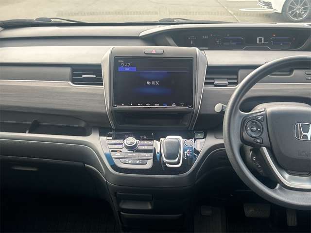 HONDA FREED HYBRID 2023