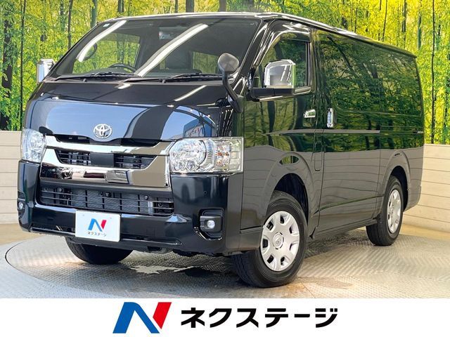 TOYOTA HIACE van 4WD 2025