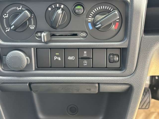 NISSAN CLIPPER truck 4WD 2024