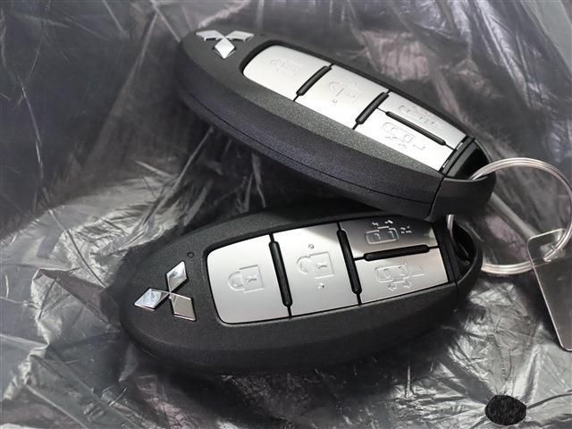 MITSUBISHI DELICA MINI 2025